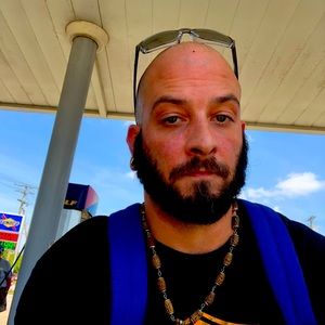 Meet your Posher, Bucket